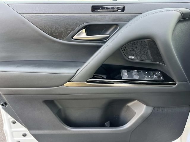 2024 Lexus LX Luxury - Photo 32