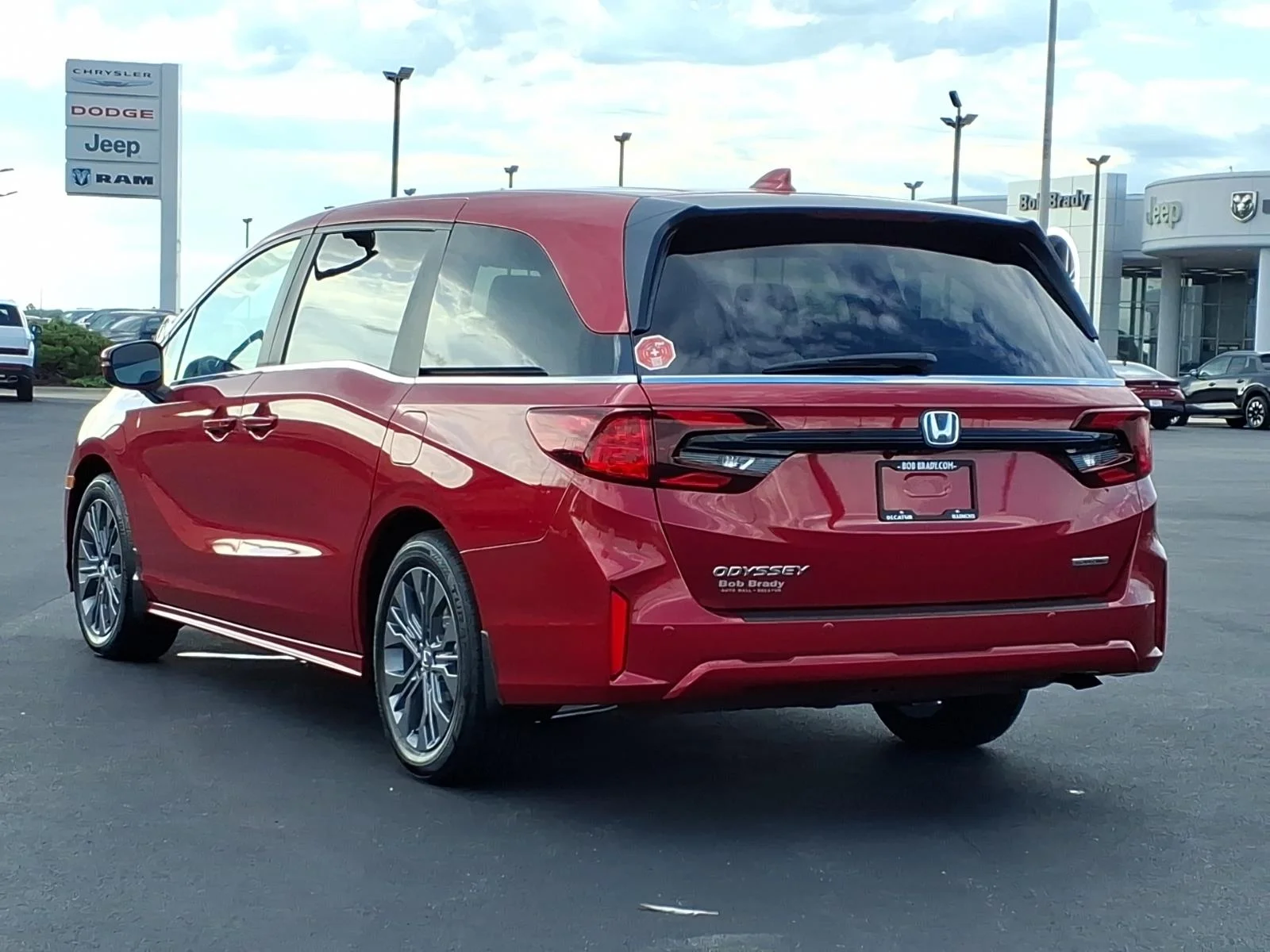 2026 Honda Odyssey Touring - Photo 17