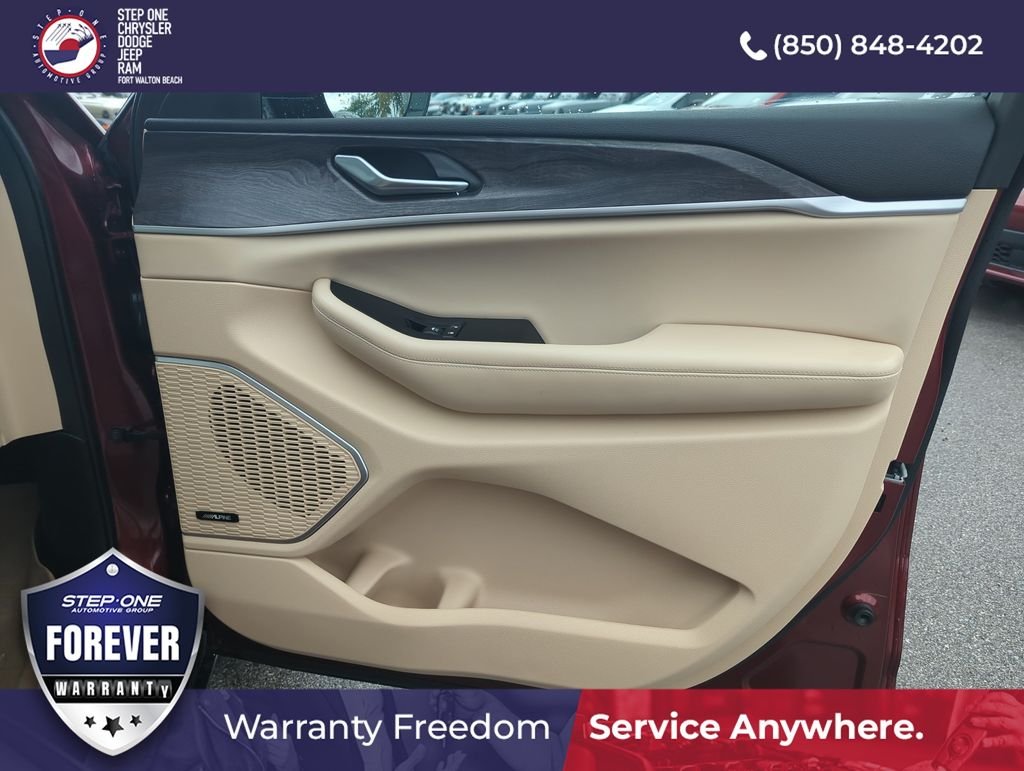Used 2023 Red Jeep Limited image 32