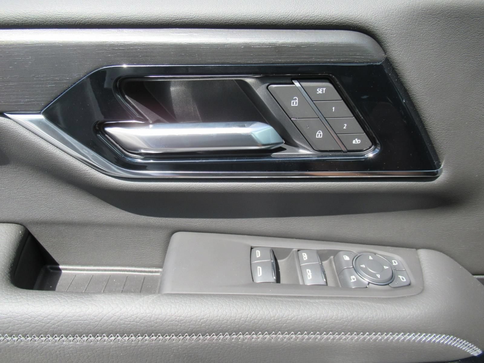 New 2026 Glacier White Tricoat GMC Denali image 24