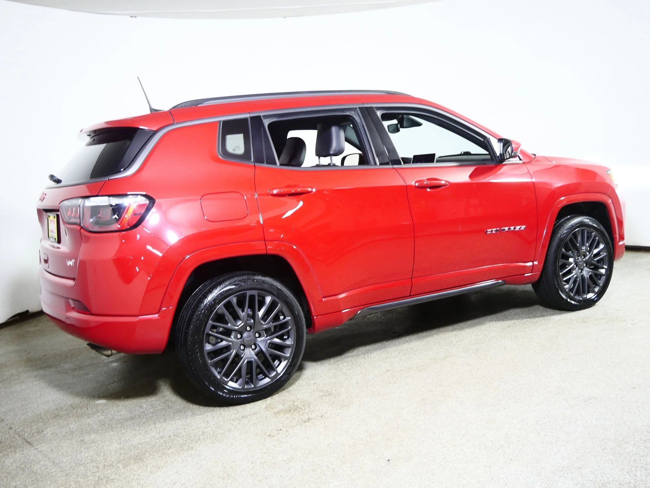 2022 Jeep Compass (RED) Edition - Photo 7