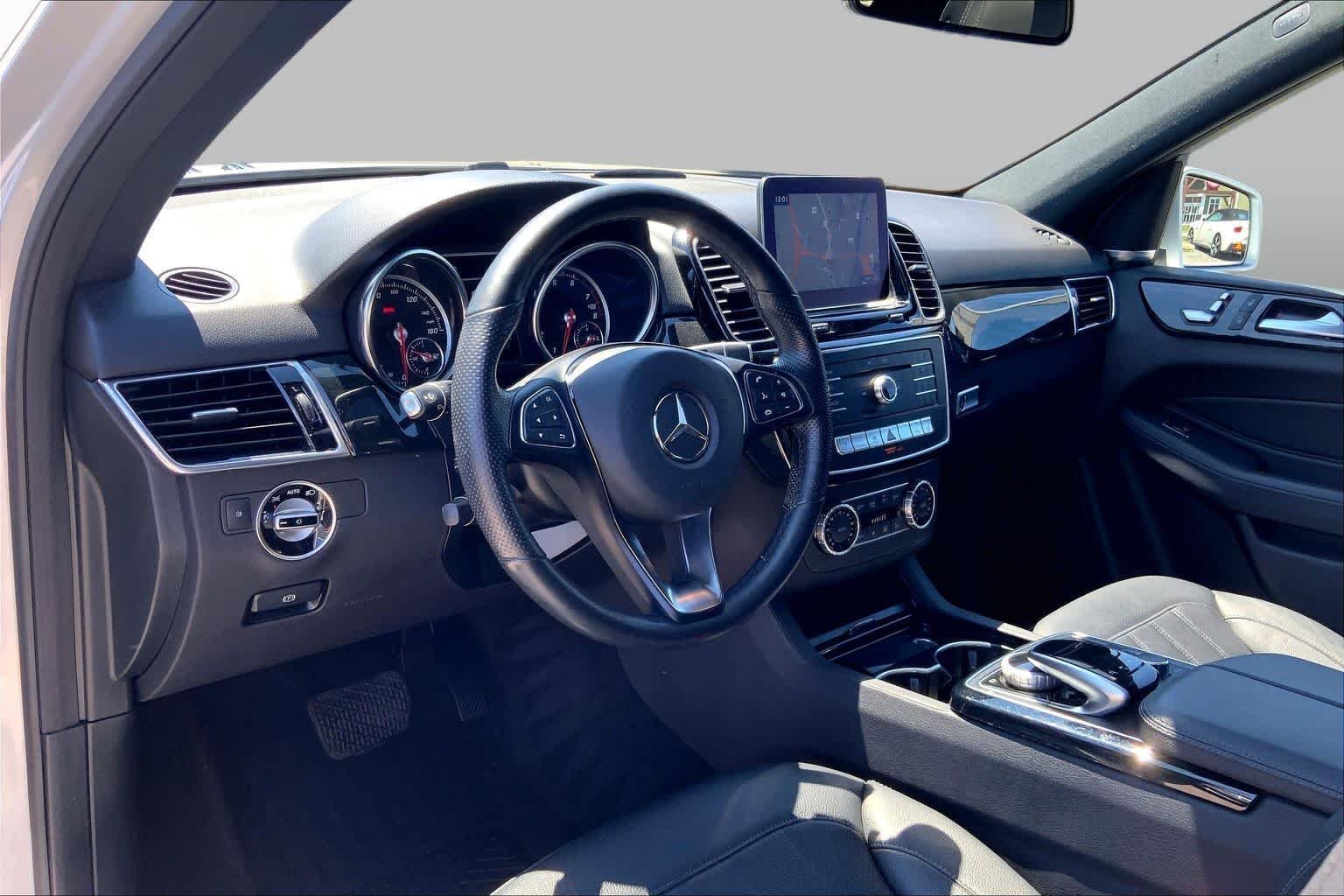 Used 2018 Iridium Silver Metallic Mercedes-Benz GLE 350 image 17