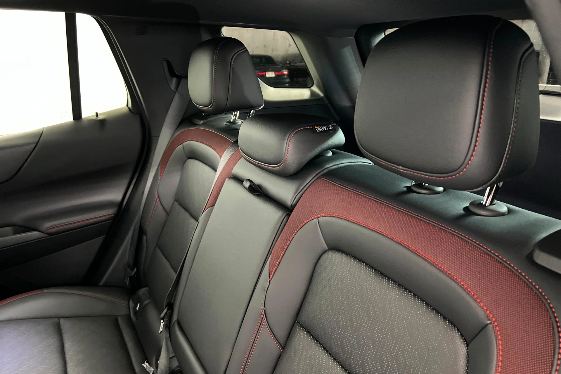 2027 Chevrolet Equinox RS - Photo 20