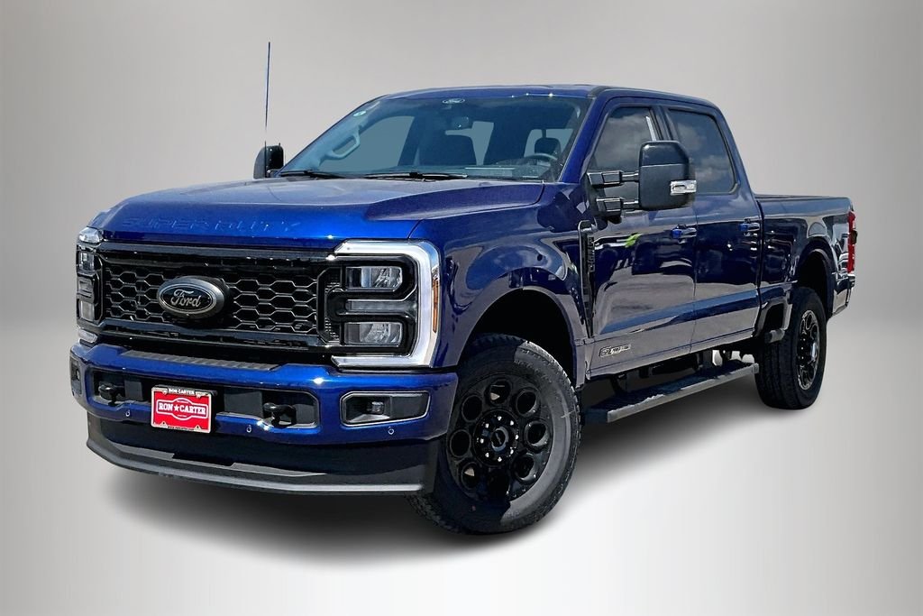 New 2026 Ford Super Duty F-250 Lariat 4D Crew Cab