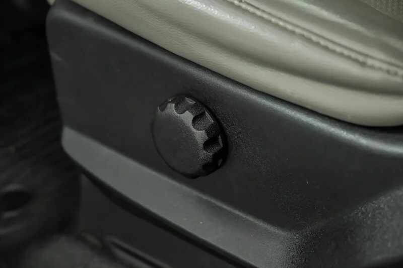 Used 2017 Oxford White Ford XL image 17