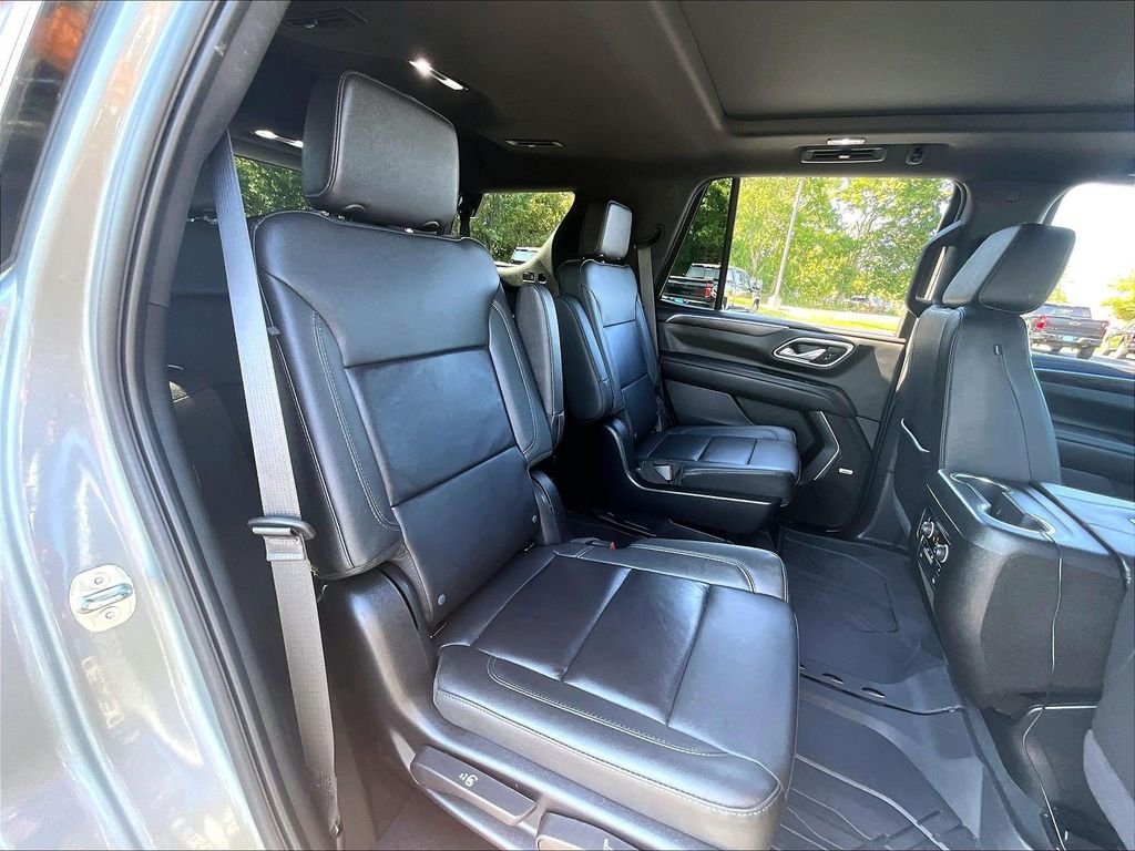 Used 2024 Gray Chevrolet Z71 image 15
