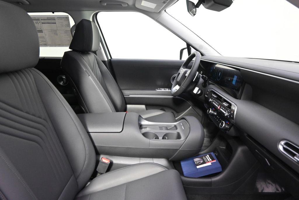 New 2026 Silver Metallic Hyundai SEL AWD image 16