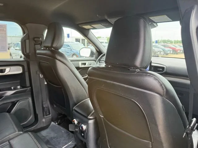 Used 2020 Black Ford Limited image 47
