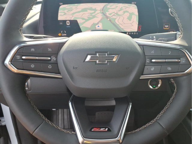 New 2027 Polar White Tricoat Chevrolet Z71 image 9