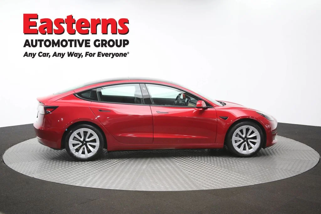 Used 2021 Red Tesla Standard Range Plus image 38