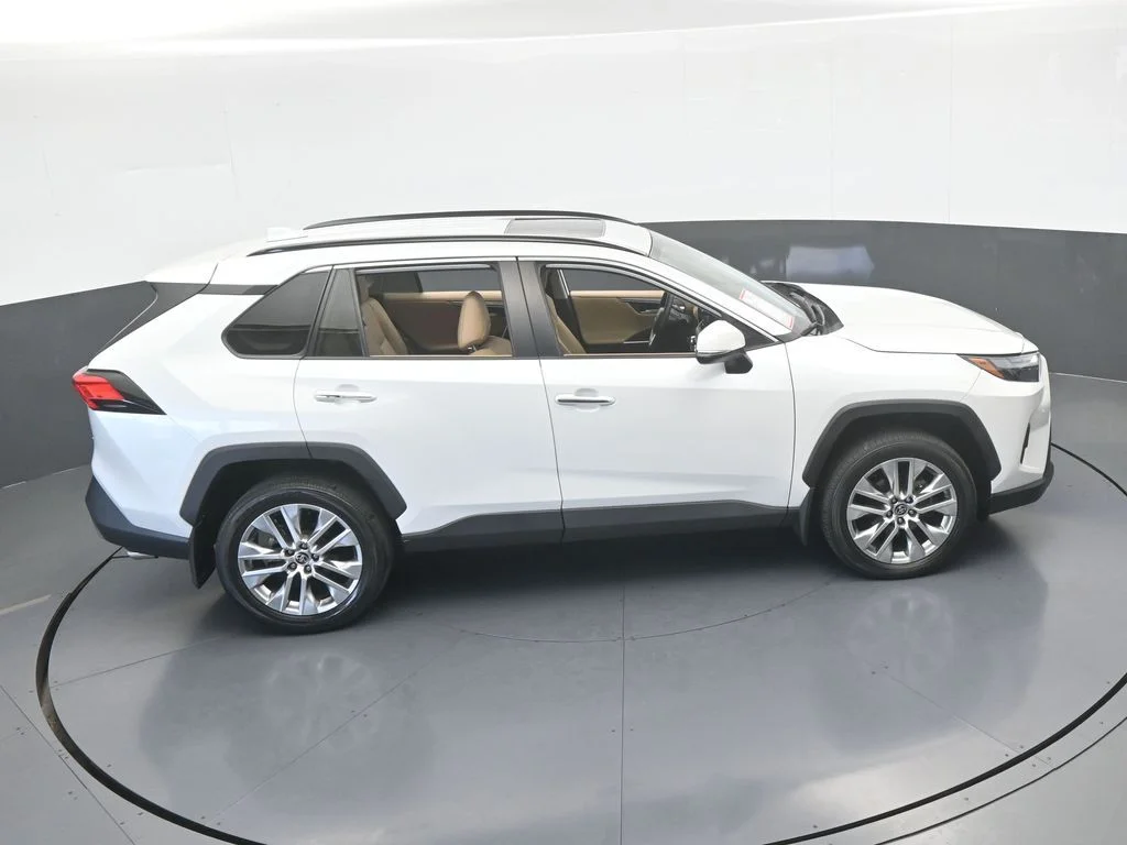 Used 2023 Ice Cap Toyota Limited image 50