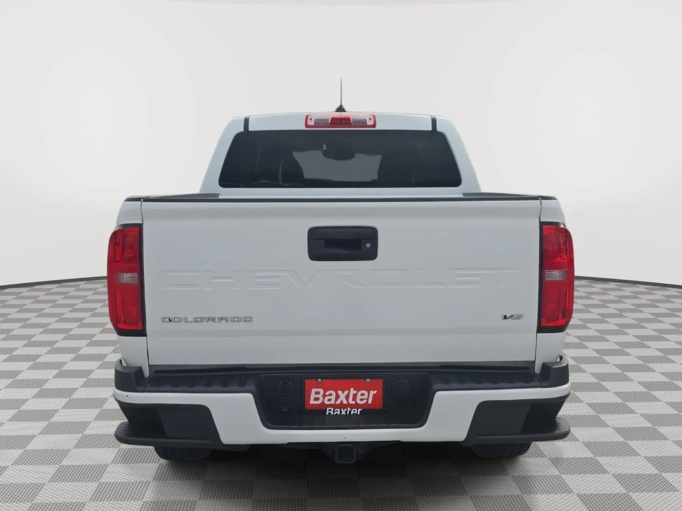 Used 2022 White Chevrolet 4WD LT image 8
