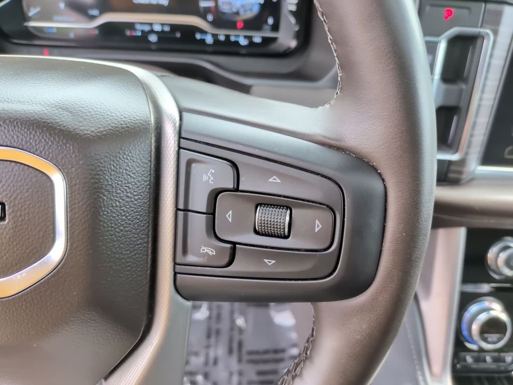 Used 2024 White GMC Denali image 24