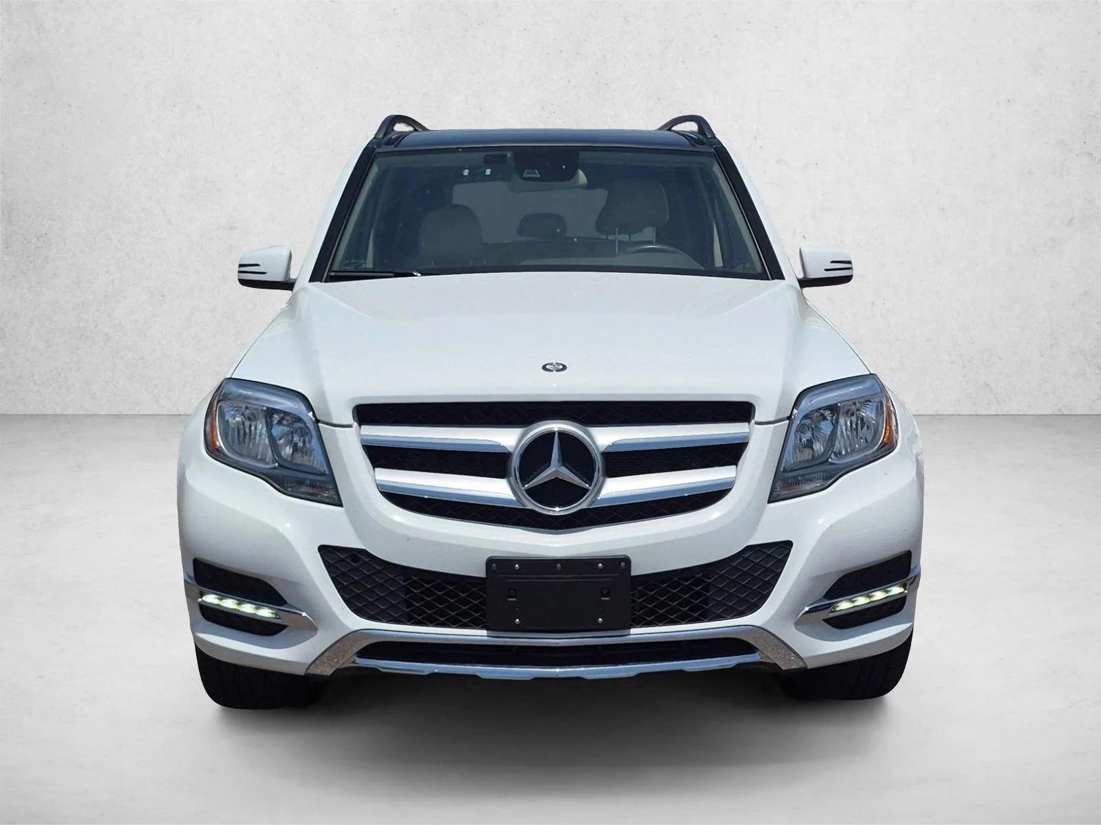 Used 2015 Polar White Mercedes-Benz GLK 350 image 2