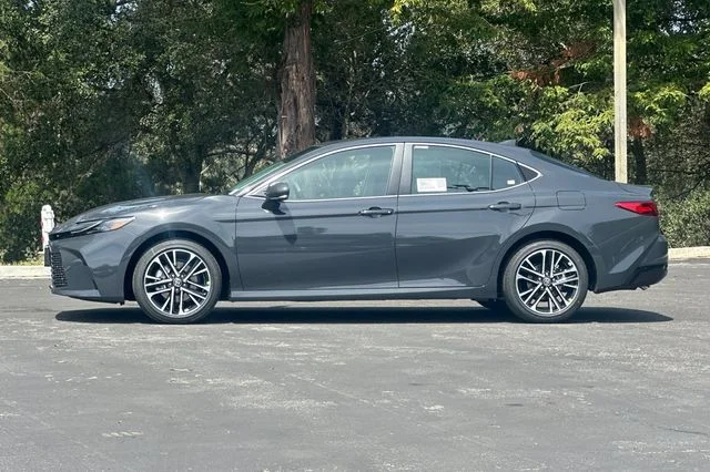 New 2026 Underground Toyota  XLE image 7
