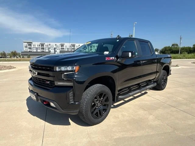 Used 2022 Black Chevrolet LT Trail Boss image 39