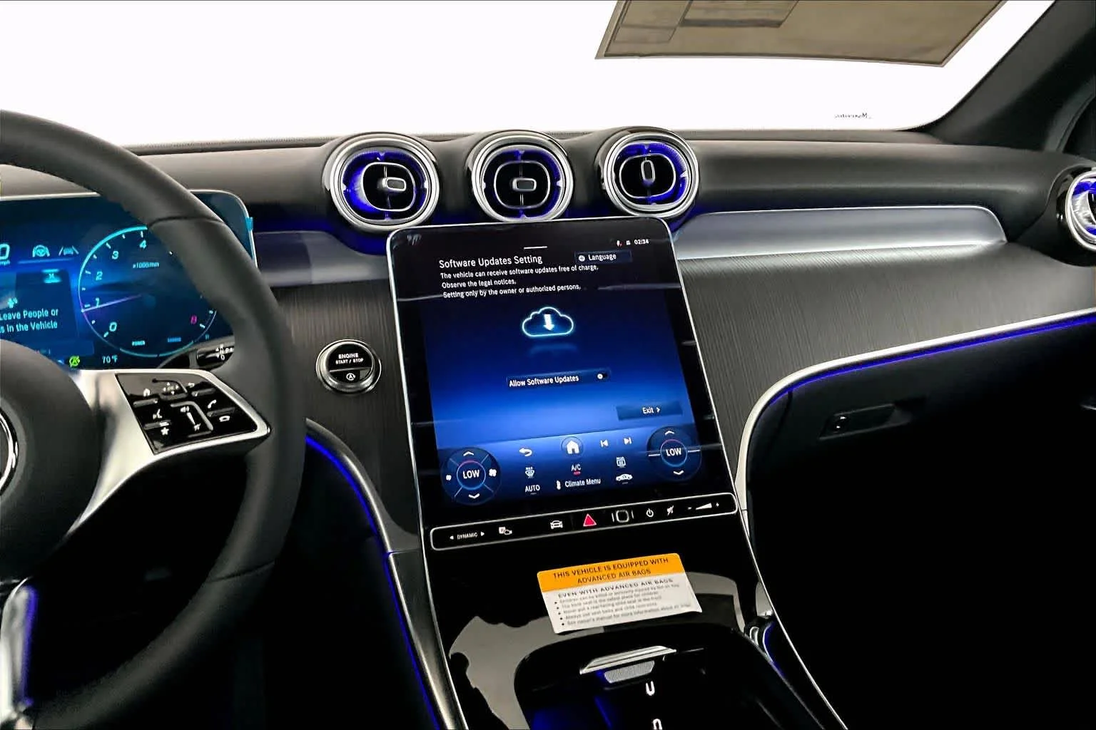 New 2026 040/Black Mercedes-Benz GLC 300 image 9