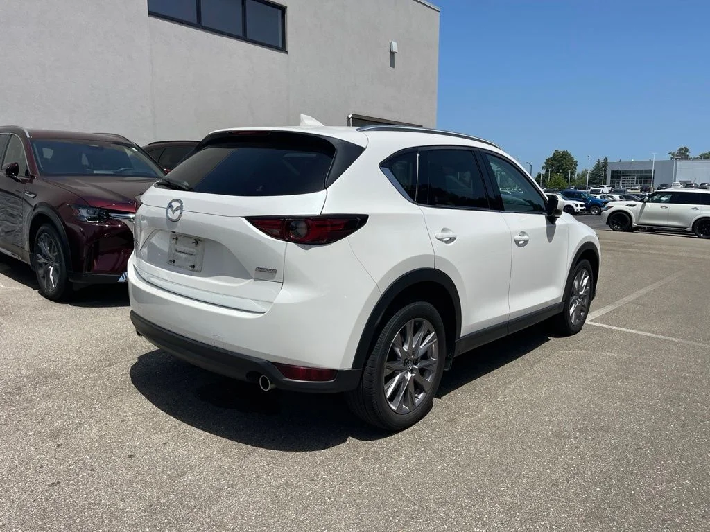 Used 2019 Snowflake White Pearl Mica Mazda Grand Touring image 3