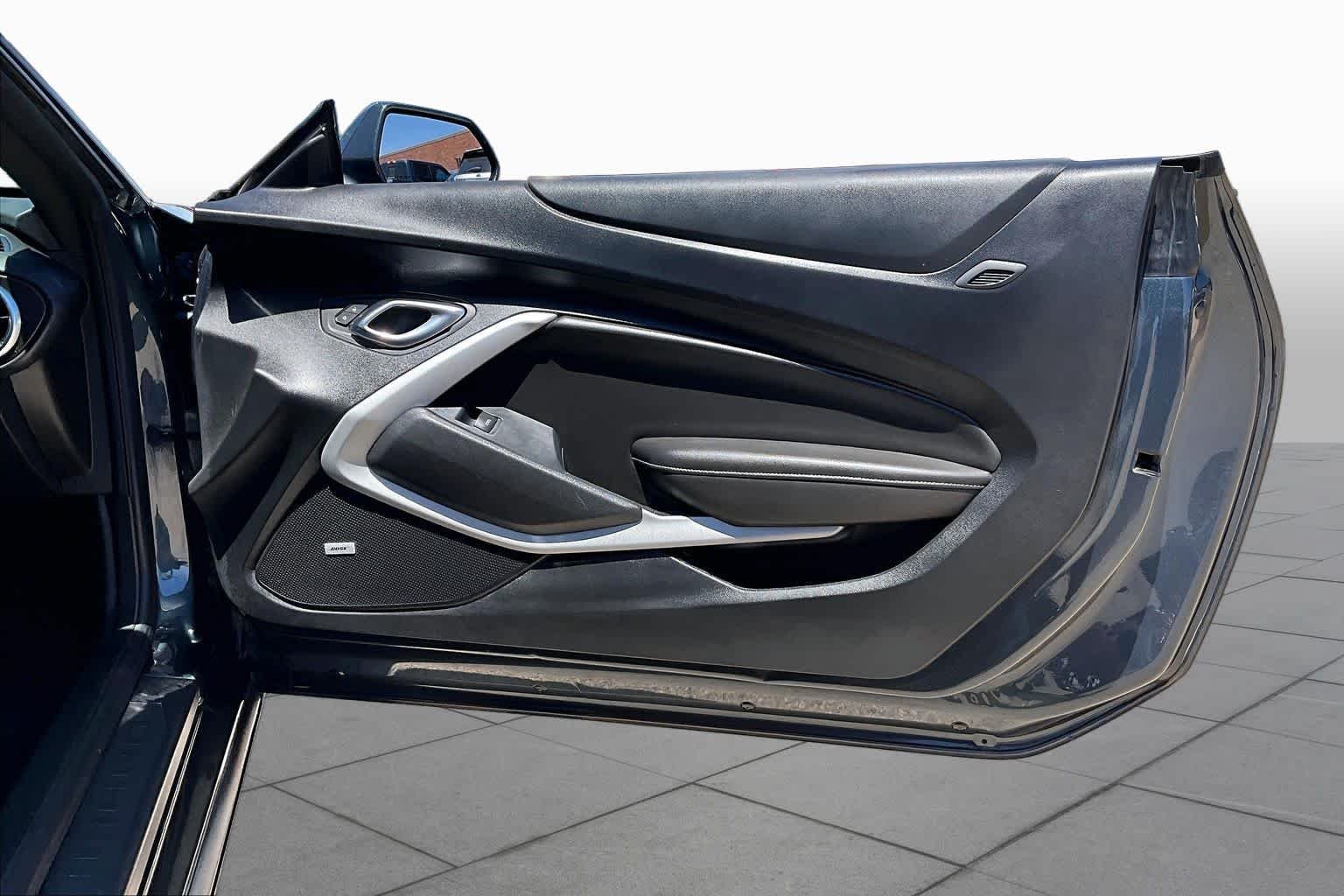 Used 2022 Black Chevrolet 1LT image 23