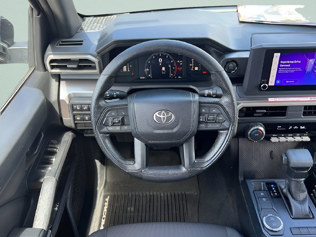 Used 2025  Toyota SR5 image 12