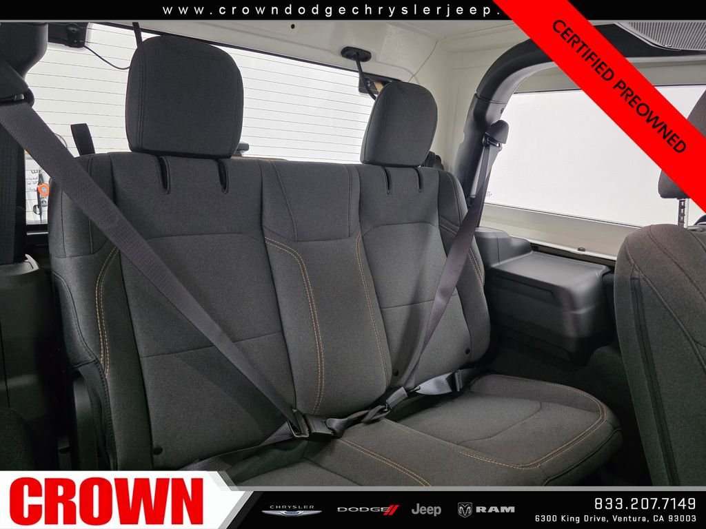 Certified Used 2025  Jeep Sport image 10