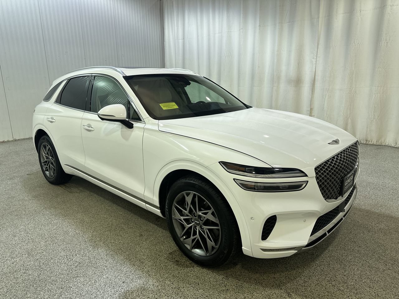 2023 GENESIS GV70 Standard