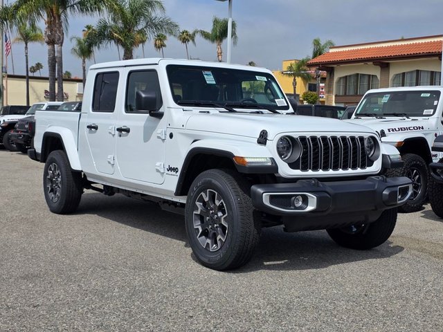 2026 Jeep Gladiator Sahara