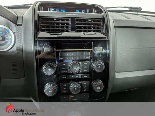 Used 2011 White Ford Limited image 18