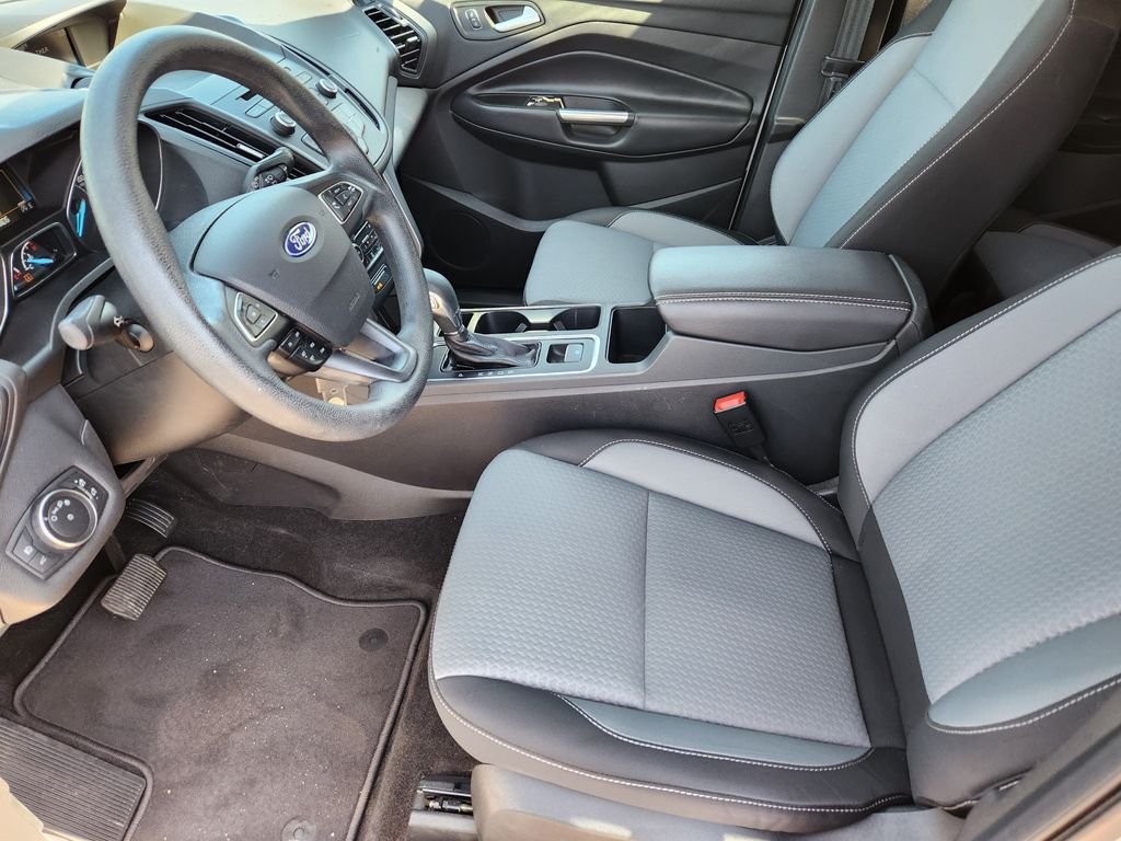 Used 2018 Silver Ford SE image 11