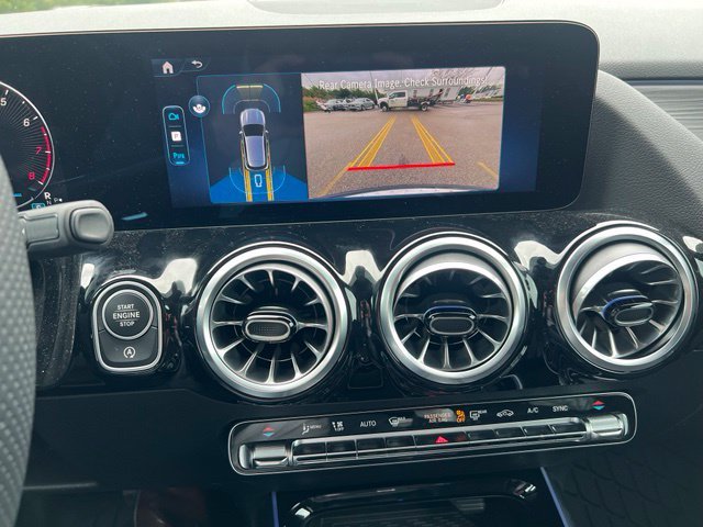 Used 2026  Mercedes-Benz GLA 250 image 12