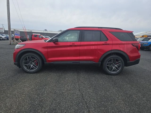 New 2026 Rapid Red Metallic Tinted Clearcoat Ford ST image 2