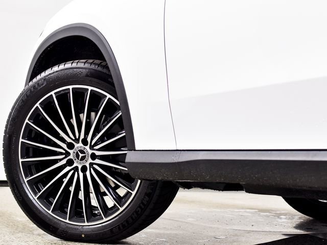 New 2026 Polar White Mercedes-Benz GLC 300 image 56