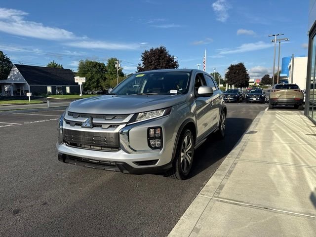 Used 2024 Diamond Red Mitsubishi 2.0 ES image 6