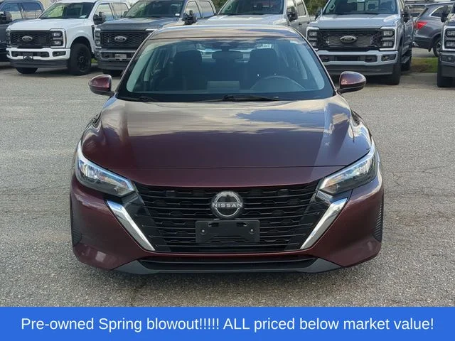 Used 2025 Red Nissan SV image 16