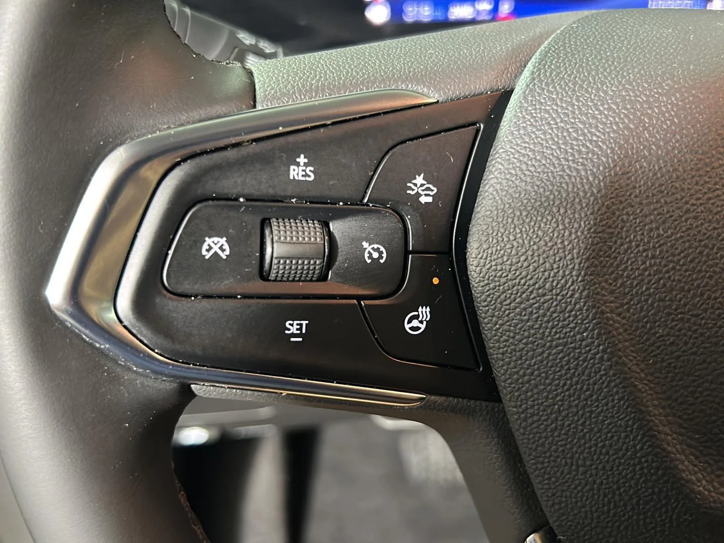 Used 2025 Sterling Gray Metallic Chevrolet LT image 19