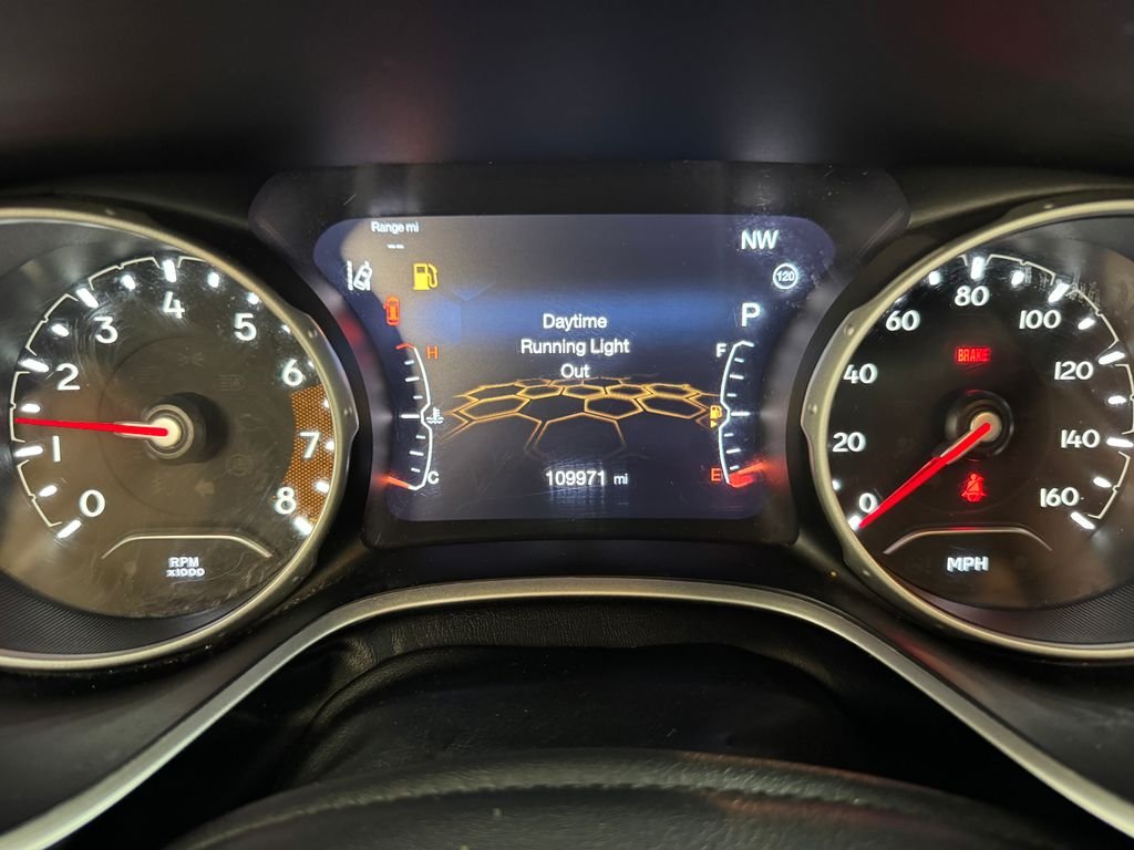 Used 2021 Gray Jeep Limited image 19