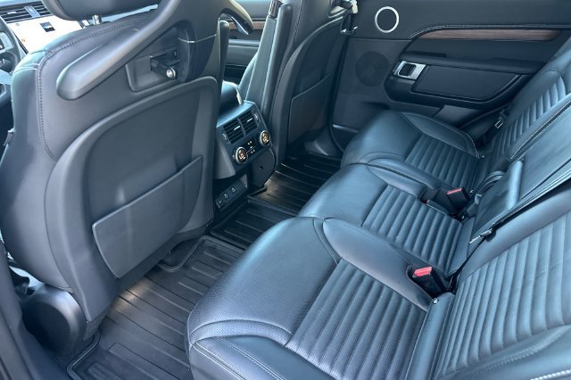 Certified Used 2025 Gray Land Rover Dynamic SE image 11