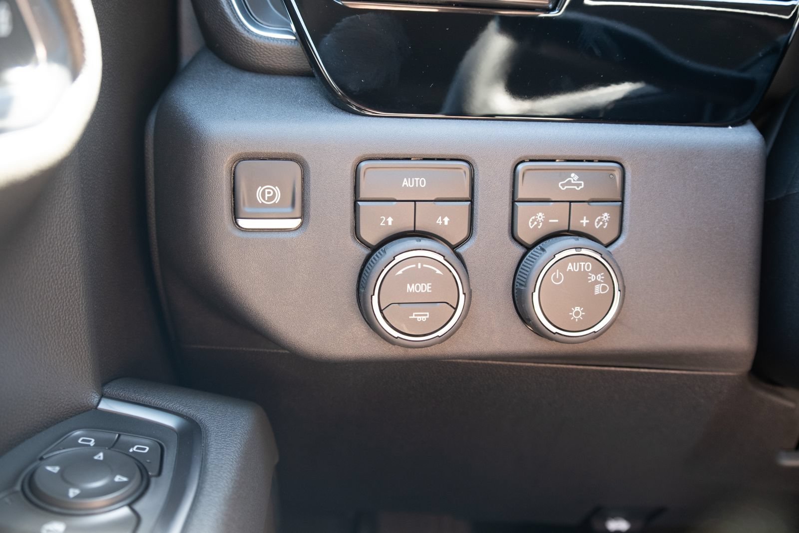 2026 Chevrolet Silverado 1500 LT - Photo 10