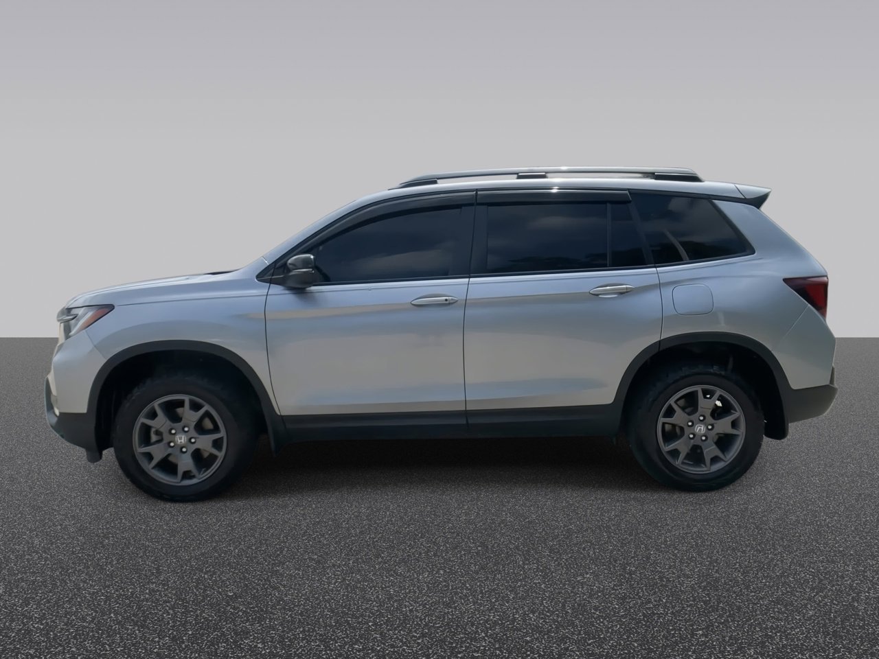 Used 2024 Silver Honda TrailSport image 5