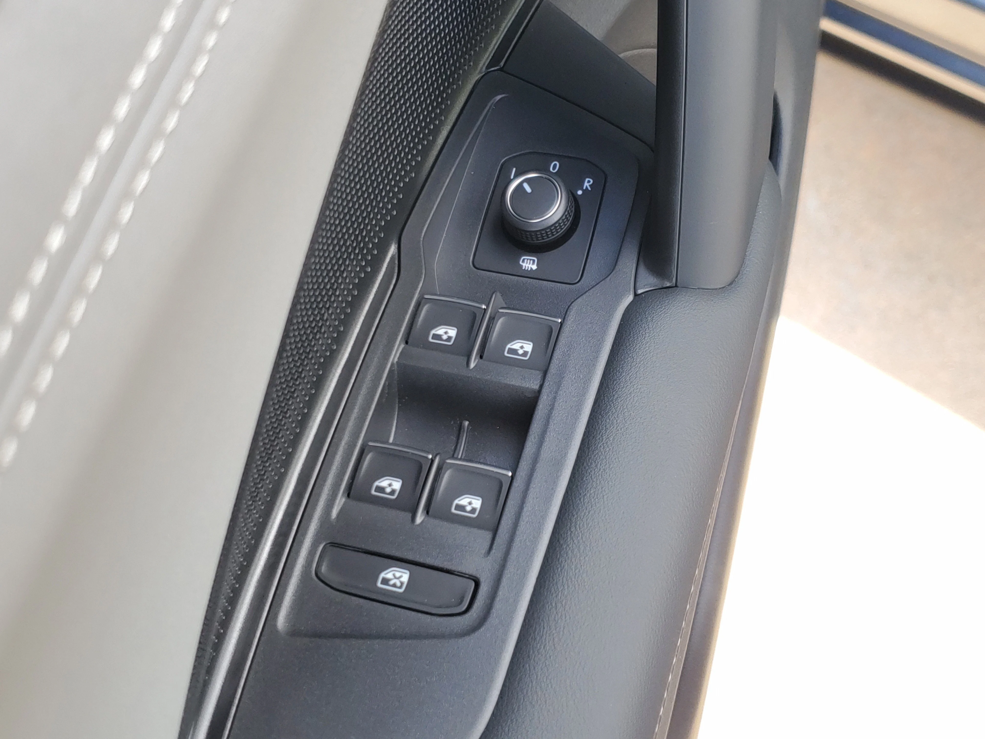 New 2026 Gray Volkswagen SE image 18