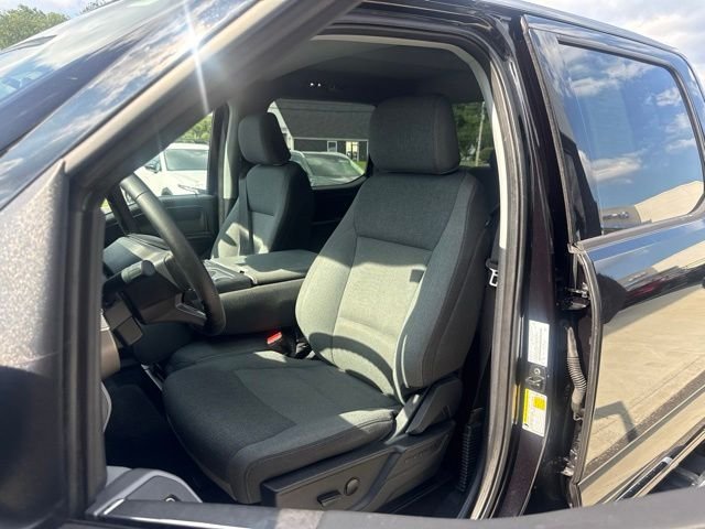 Used 2025 Black Ford XLT image 13