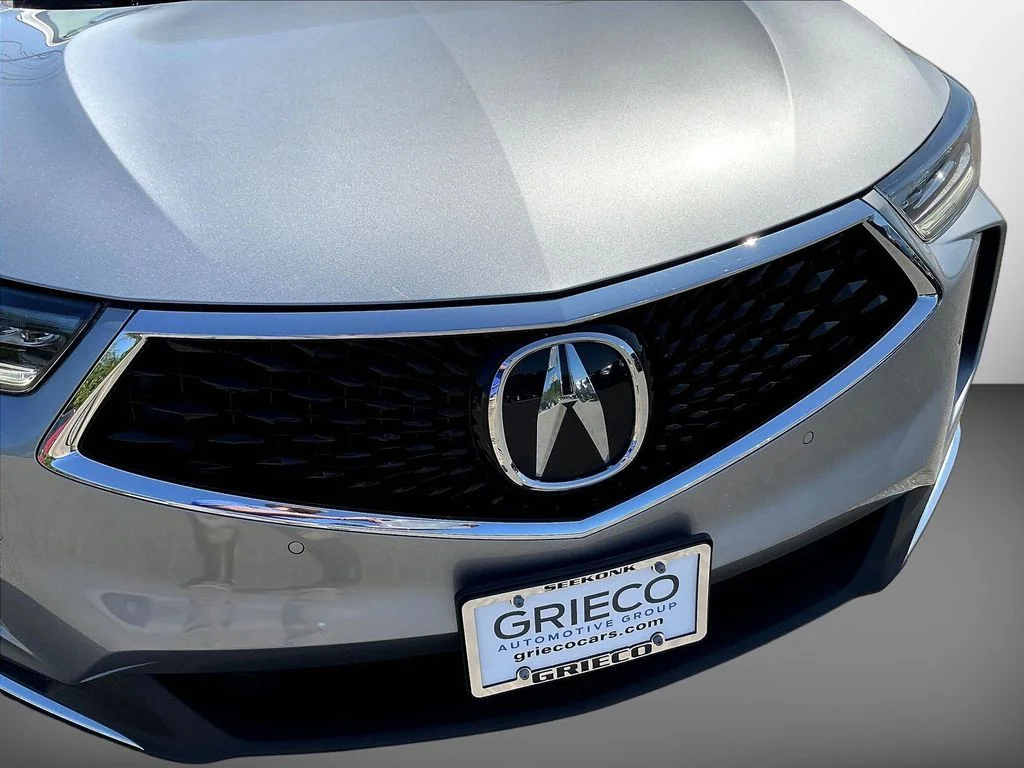 Used 2023 Lunar Silver Metallic Acura Technology Package image 32