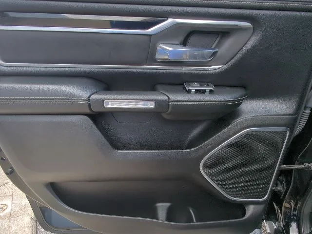 2020 RAM Ram 1500 Pickup Laramie - Photo 34