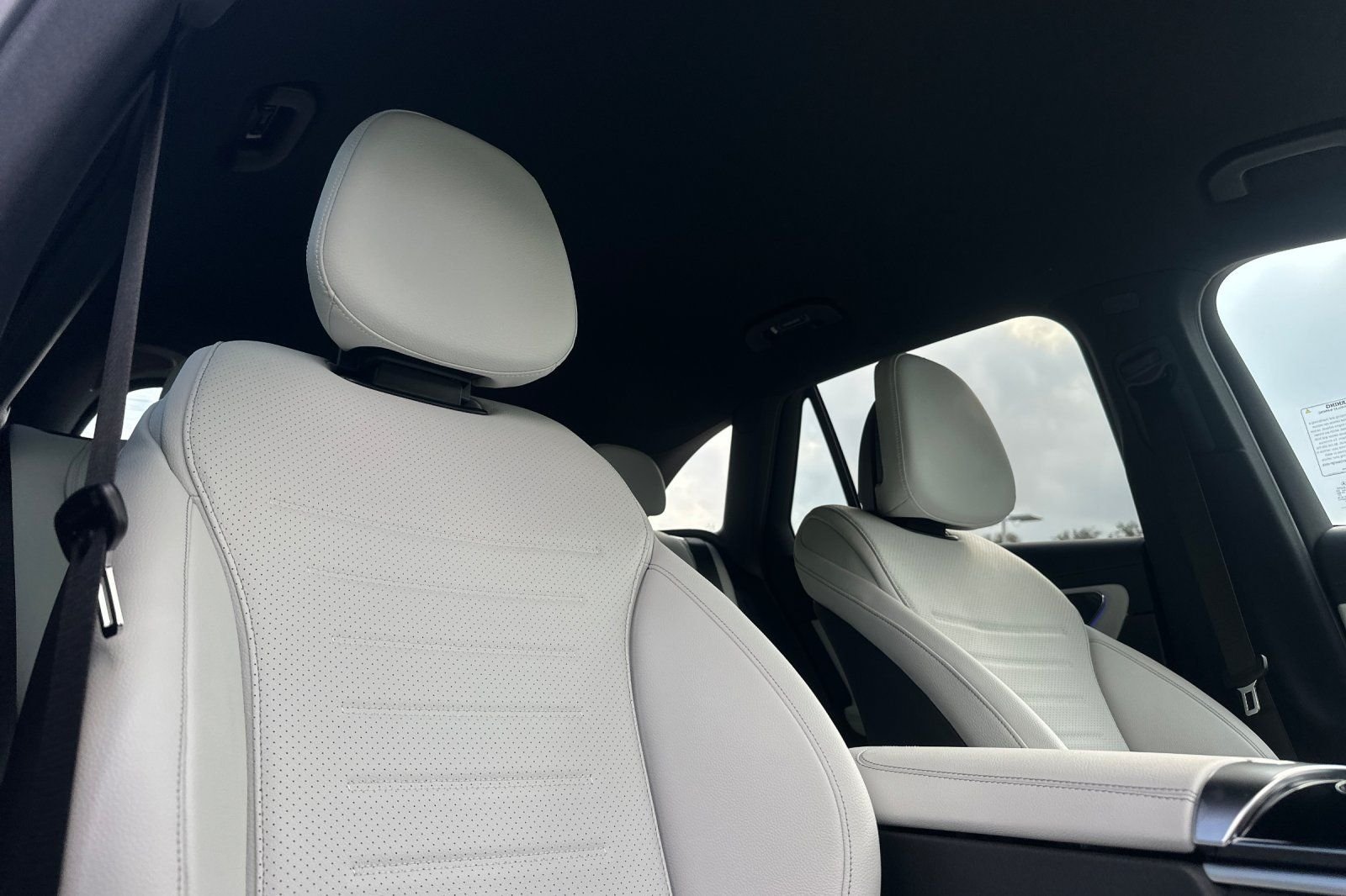 2026 Mercedes-Benz GLC Base - Photo 32