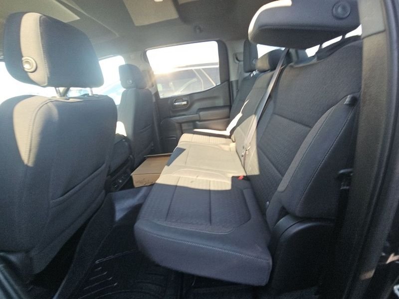Used 2020 Shadow Gray Metallic Chevrolet LT image 25