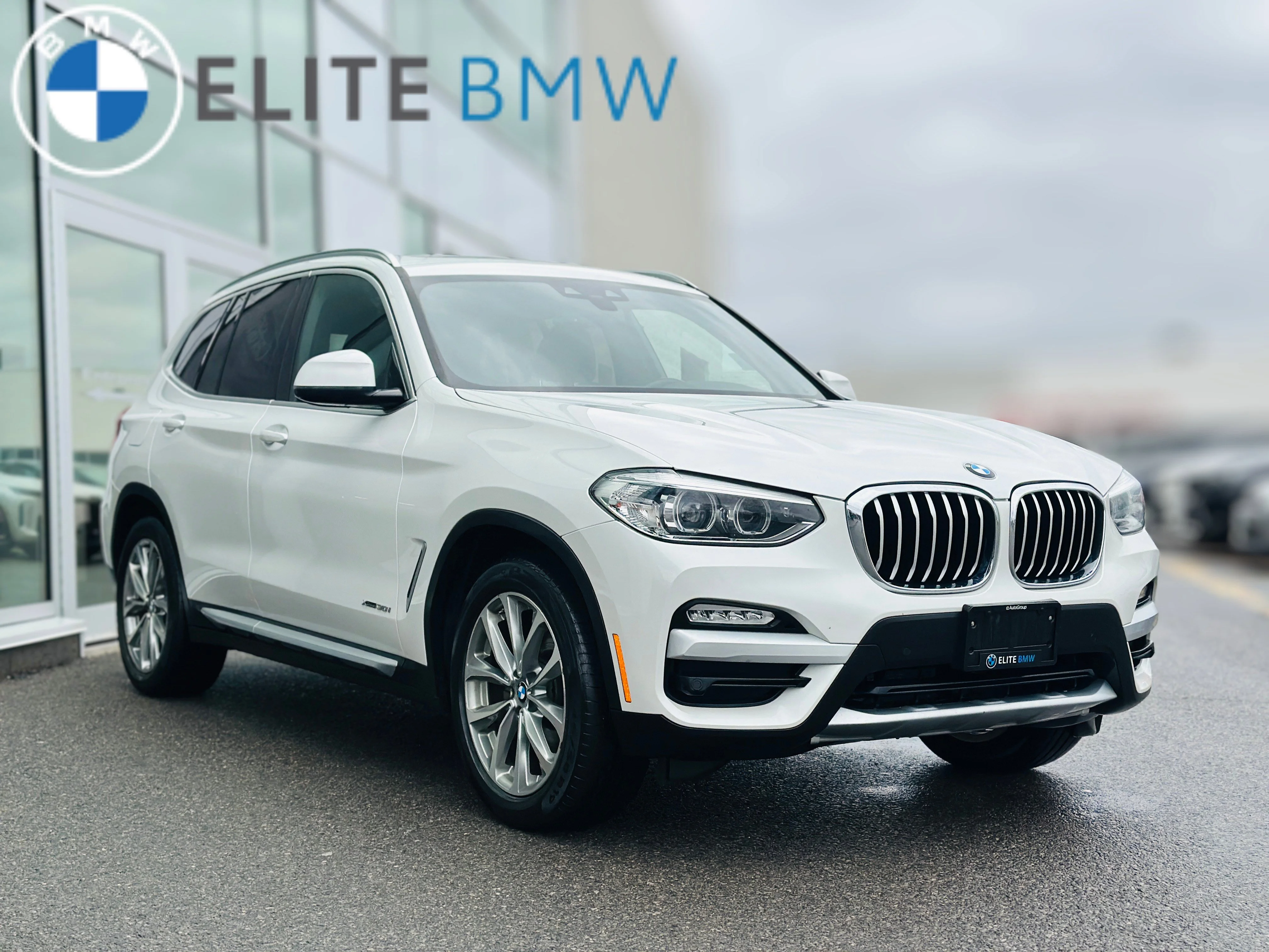 Used 2018 Mineral White Metallic BMW XDRIVE30I image 10