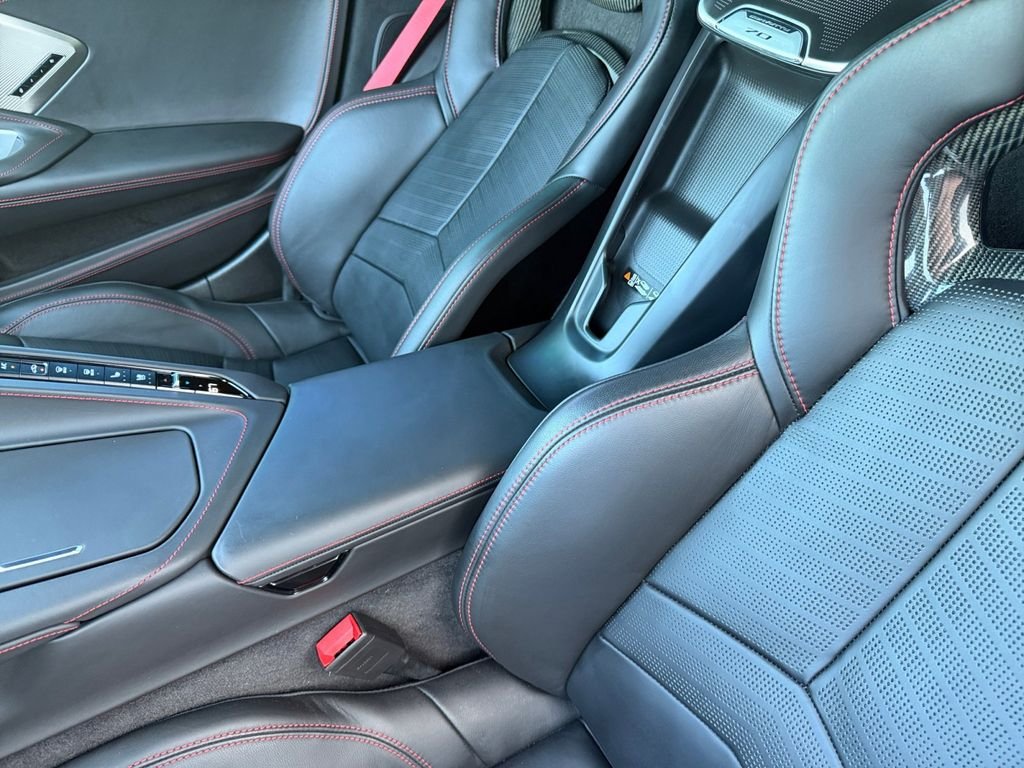 Used 2023 White Chevrolet Stingray image 10