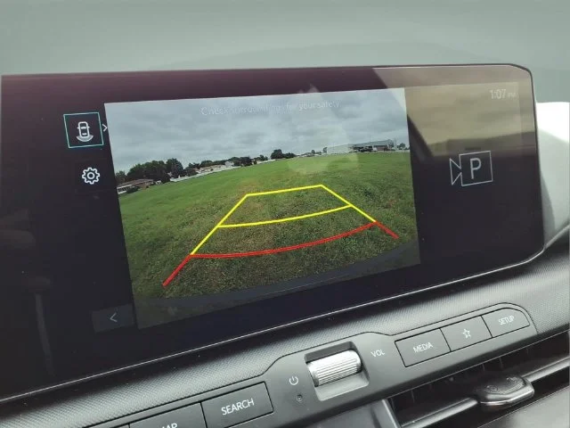 2025 Kia K4 LXS - Photo 24