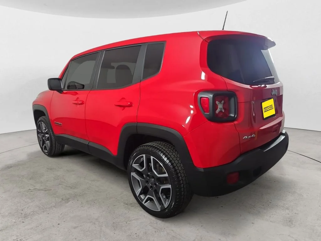 Used 2020 Red Jeep Sport image 3