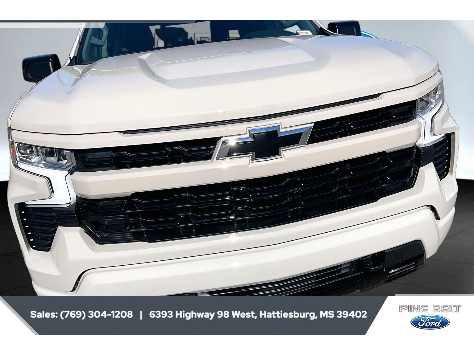 Used 2026 White Sands Chevrolet RST image 22